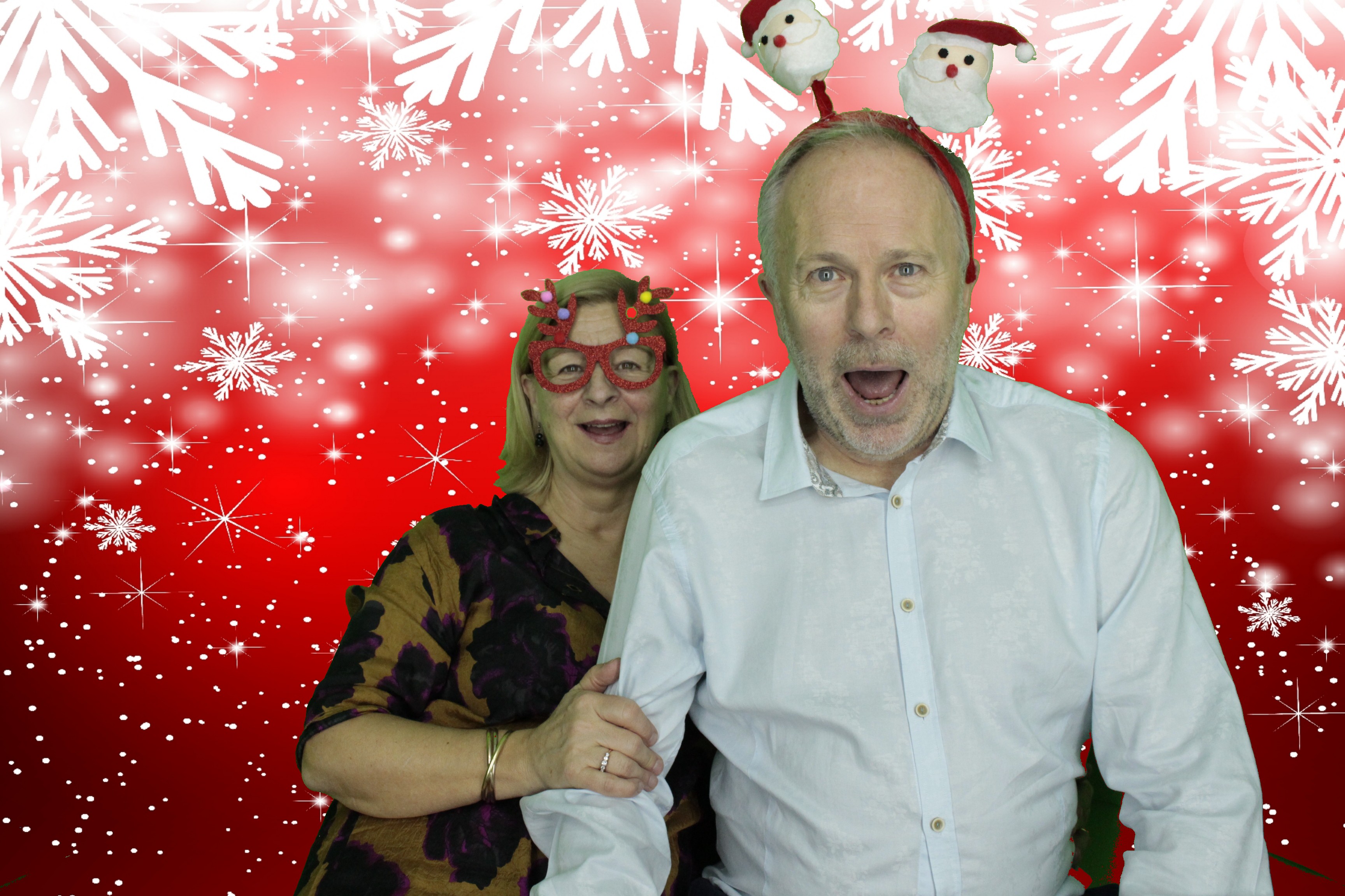 Silvermere Christmas Party | View more photos from the event at gallery.myphotoboothexperience.co.uk/u/MyPhotoBoothExperienceLtd/Silvermere-Christmas-Party-3